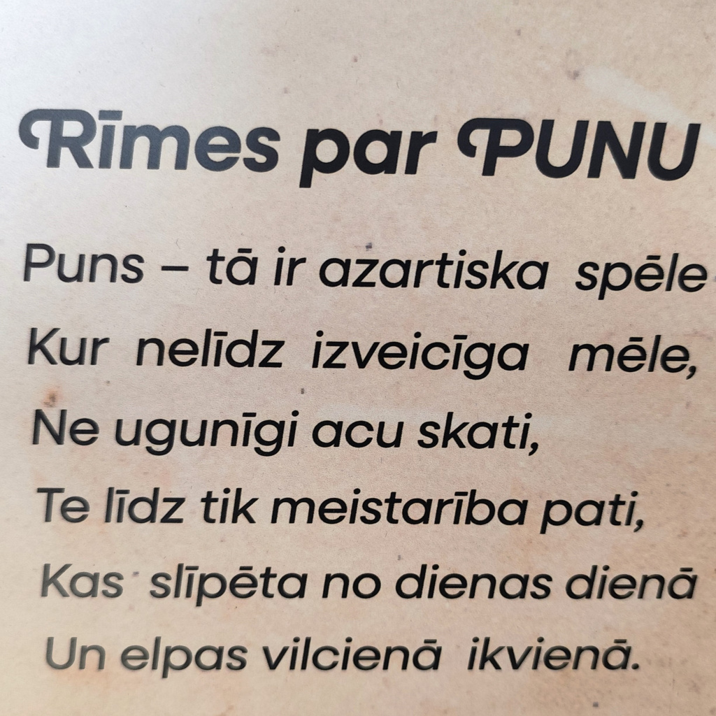 Malēniešu kāršu spēle "Puns" - izstādes materiāli