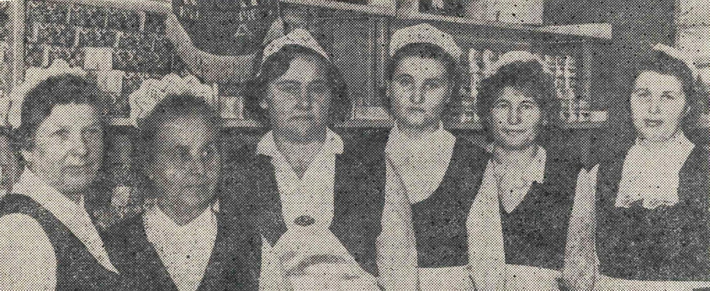 Alūksnes autostacijas bufetes darbinieces. Attēls: Oktobra Karogs, 17.12.1977.