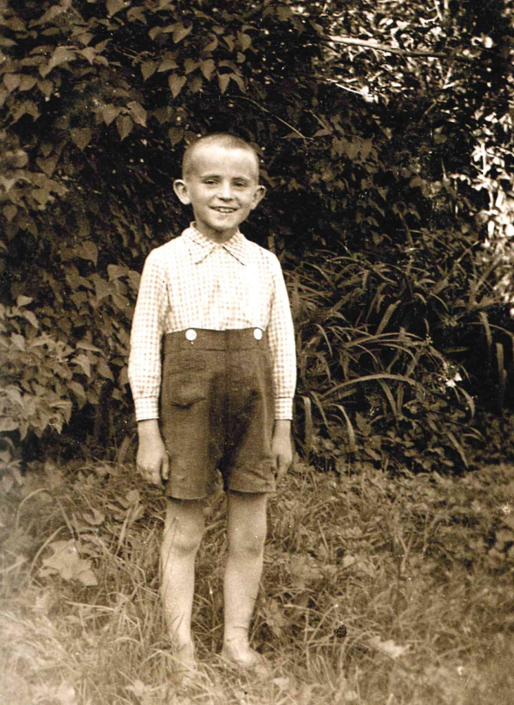 Juris Petričeks bērnībā.